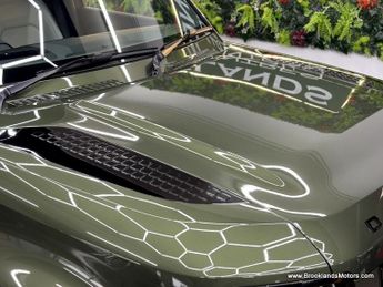 Land Rover Defender 3.0 X-DYNAMIC HSE [HUGE SPEC