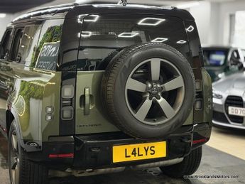 Land Rover Defender 3.0 X-DYNAMIC HSE [HUGE SPEC