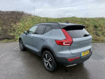 Volvo XC40 2.0 T4 R-Design SUV 5dr Petrol Auto AWD Euro 6 (s/s) (190 ps)