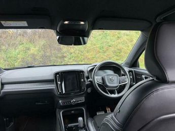 Volvo XC40 2.0 T4 R-Design SUV 5dr Petrol Auto AWD Euro 6 (s/s) (190 ps)