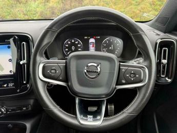 Volvo XC40 2.0 T4 R-Design SUV 5dr Petrol Auto AWD Euro 6 (s/s) (190 ps)