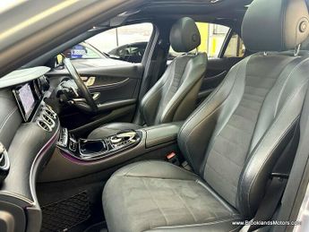 Mercedes E Class E 220 D AMG LINE PREMIUM [3X SERVICES, SAT NAV, LEATHER, PANORAM