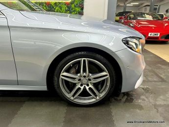 Mercedes E Class E 220 D AMG LINE PREMIUM [3X SERVICES, SAT NAV, LEATHER, PANORAM