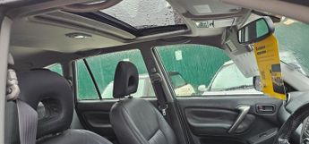 Toyota RAV4 VVT-I XT5