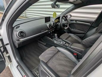 Audi A3 2.0 TFSI S line Sportback S Tronic Euro 6 (s/s) 5dr