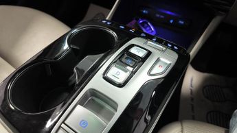 Hyundai Tucson T-GDI ULTIMATE HYBRID SAT NAV LEATHER PANO ROOF CREAM LEATHER