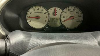 Nissan Micra 1.4 16v Active Luxury 5dr