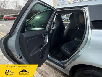 Volvo XC60 D4 SE LUX NAV