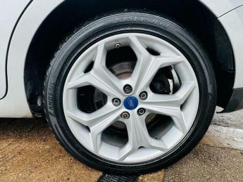 Ford S-Max 2.2 TDCi Titanium Auto Euro 5 5dr