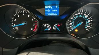 Ford Focus 1.6 Titanium Hatchback 5dr Petrol Powershift Euro 5 (125 ps)