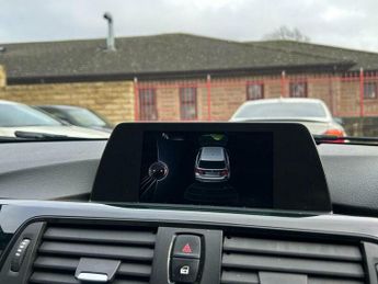 BMW 3 SERIES 2.0 320d Sport Touring Auto Euro 5 (s/s) 5dr