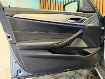 BMW 5 SERIES 2.0 520d MHT M Sport Auto xDrive Euro 6 (s/s) 4dr