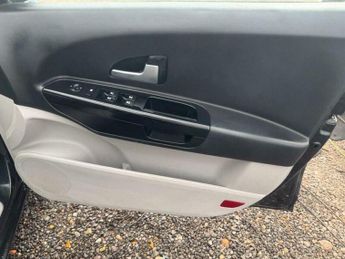 Kia Ceed 1.6 CRDi LS 5dr