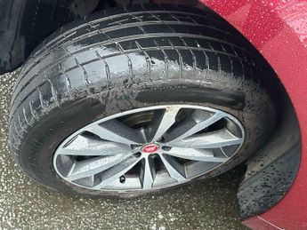 Jaguar F-Pace 2.0 D180 R-Sport Auto AWD Euro 6 (s/s) 5dr