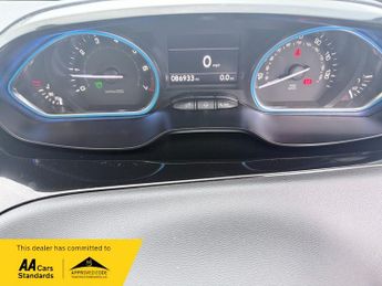 Peugeot 208 INTUITIVE