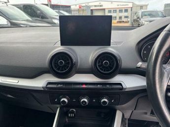 Audi Q2 1.6 TDI SE S Tronic Euro 6 (s/s) 5dr