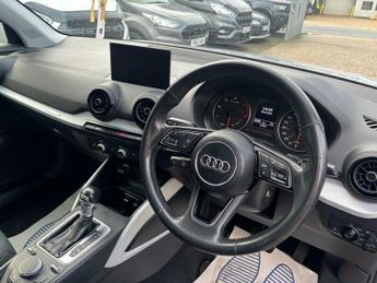 Audi Q2 1.6 TDI SE S Tronic Euro 6 (s/s) 5dr