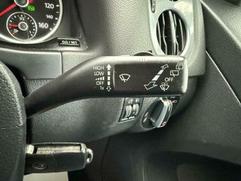 Volkswagen Tiguan 2.0 TDI BlueMotion Tech Match DSG 4WD Euro 6 (s/s) 5dr