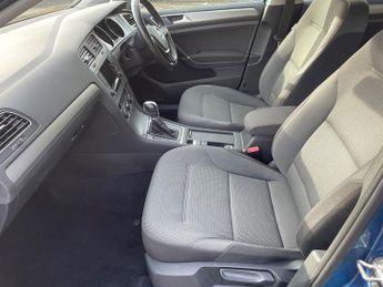 Volkswagen Golf SE TSI BLUEMOTION TECHNOLOGY DSG