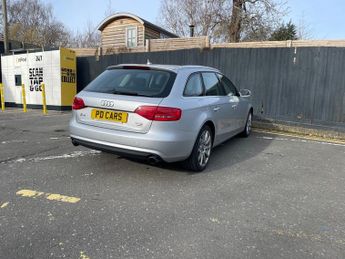 Audi A4 AVANT TFSI QUATTRO SE TECHNIK