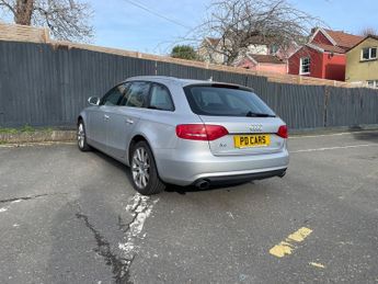 Audi A4 AVANT TFSI QUATTRO SE TECHNIK