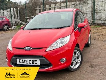 Ford Fiesta 1.4 Zetec Hatchback 5dr Petrol Automatic (154 g/km, 94 bhp)