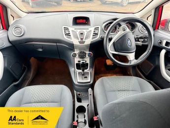 Ford Fiesta 1.4 Zetec Hatchback 5dr Petrol Automatic (154 g/km, 94 bhp)
