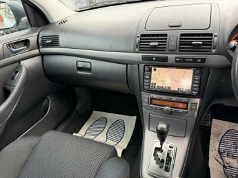 Toyota Avensis 1.8 VVT-i TR 5dr