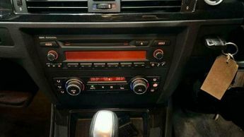 BMW 3 SERIES 2.0 320i SE Steptronic Euro 5 4dr