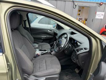 Ford Kuga 2.0 TDCi Zetec Powershift AWD Euro 5 5dr