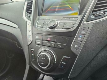 Hyundai Santa Fe 2.2 CRDi Premium Auto 4WD Euro 5 5dr (7 seat)