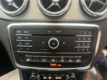 Mercedes-Benz C Class 1.6 GLA200 AMG Line (Executive) 7G-DCT Euro 6 (s/s) 5dr