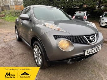 Nissan Juke 1.6 DIG-T Tekna SUV 5dr Petrol CVT 4WD Euro 5 (190 ps)