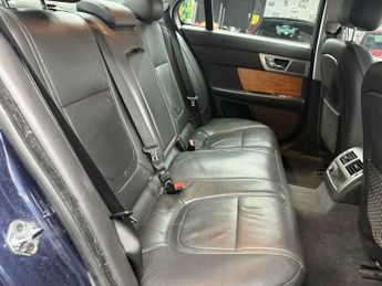 Jaguar XF 3.0d V6 Premium Luxury Auto Euro 5 (s/s) 4dr
