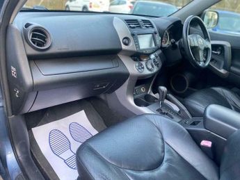 Toyota RAV4 2.0 XT5 4WD 5dr