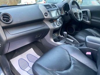 Toyota RAV4 2.0 XT5 4WD 5dr