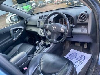 Toyota RAV4 2.0 XT5 4WD 5dr