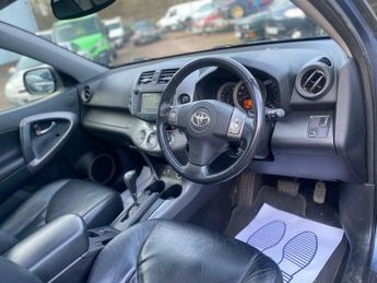 Toyota RAV4 2.0 XT5 4WD 5dr