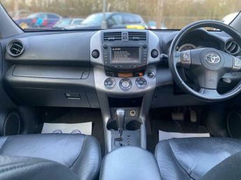 Toyota RAV4 2.0 XT5 4WD 5dr