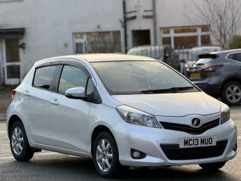 Toyota Yaris 1.0 VVT-i Active CVT Euro 5 5dr