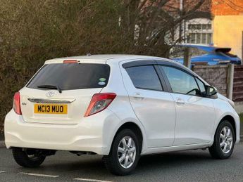 Toyota Yaris 1.0 VVT-i Active CVT Euro 5 5dr