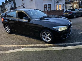 BMW 1 SERIES 1.5 118i SE Hatchback 5dr Petrol Manual Euro 6 (s/s) (136 ps)