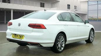 Volkswagen Passat 1.4 TSI 13kWh GTE Advance DSG Euro 6 (s/s) 4dr