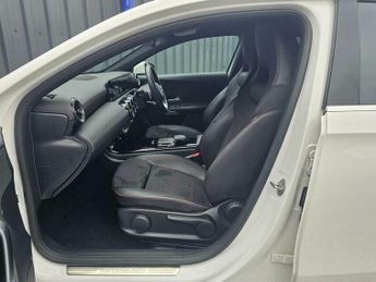 Mercedes-Benz A Class 1.3 A180 AMG Line 7G-DCT Euro 6 (s/s) 5dr