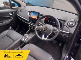 Renault Zoe R135 EV50 52kWh Iconic Auto 5dr (Boost Charge),1 OWNER, FSH, PUR