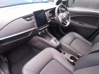 Renault Zoe R135 EV50 52kWh Iconic Auto 5dr (Boost Charge),1 OWNER, FSH, PUR