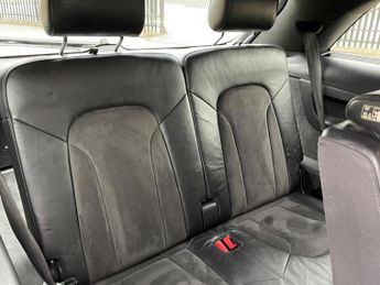 Audi Q7 3.0 TDI S line SUV 5dr Diesel Tiptronic quattro (260 g/km, 242 b