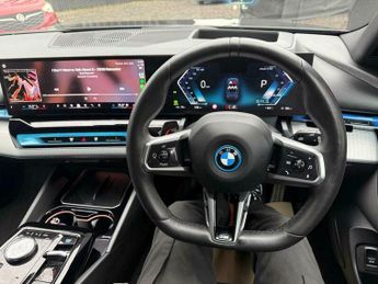 BMW  40 83.9kWh M Sport Touring Auto eDrive 5dr (11kW Charger)