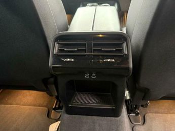 BMW  40 83.9kWh M Sport Touring Auto eDrive 5dr (11kW Charger)