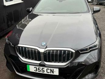 BMW  40 83.9kWh M Sport Touring Auto eDrive 5dr (11kW Charger)